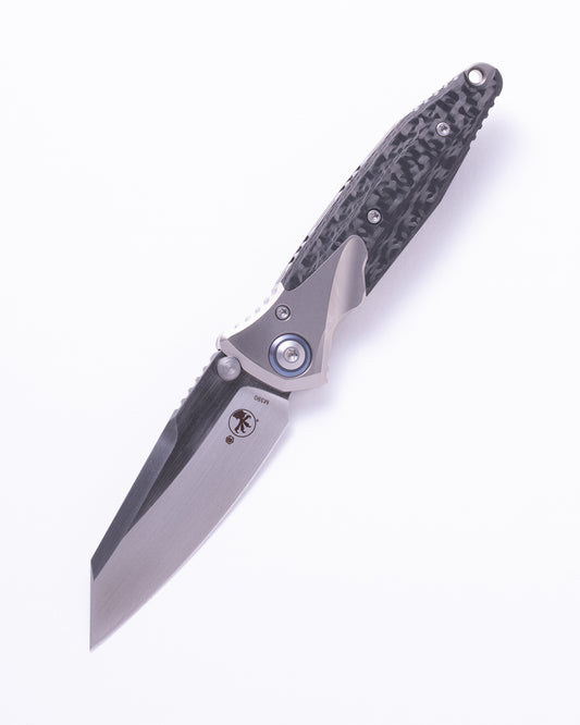 Socom Bravo™ Mini Warcom Titanium Handle Hand Rubbed Satin Standard Blue Titanium Pivot Collar Carbon Fiber Scales (263M-4CFTI)