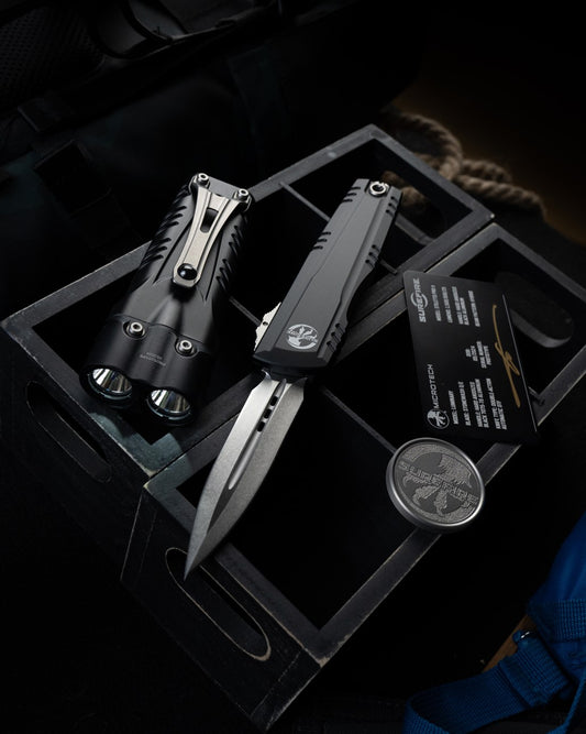 Microtech® / Surefire® Luminary D/E - Stiletto Pro II Collaboration Zero Blade Play Stonewash Standard